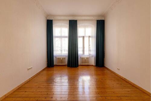Wohnzimmer - Altbaucharme in Berlin Tegel bezugsfreie Eigentumswohnung