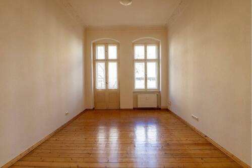 Schlafzimmer - 2 Zimmer Etagenwohnung zum Kaufen in Berlin