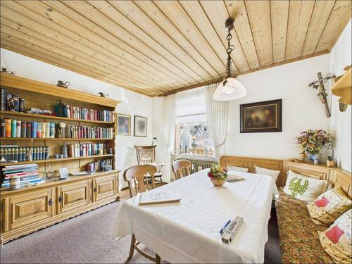 Esszimmer - 4 Zimmer Etagenwohnung in Aschaffenburg