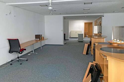 Schalterbereich - 3 Zimmer Büro in Nordhalben