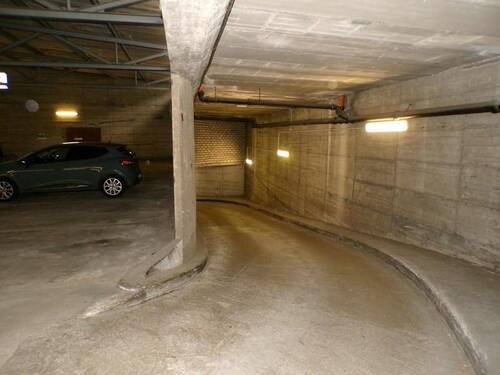 11 Blick auf die innere Zufahrtsrampe - 