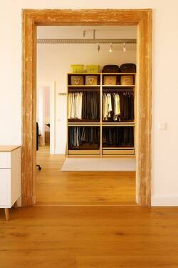 Blick aus dem Schlafzimmer - Etagenwohnung mit 125,00 m² in Hannover zum Kaufen