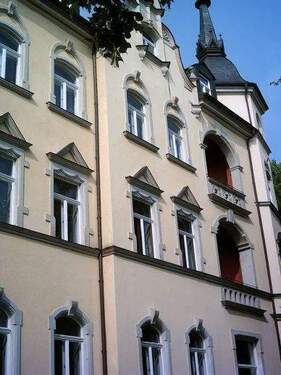 Straßenansicht - *****TIP: Villenbüro mit Stuckdecken, Parkettboden und historischen Füllungstüren