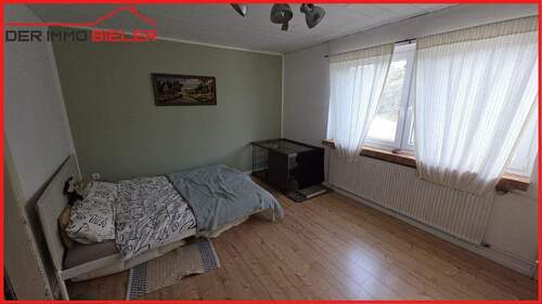 Schlafzimmer EG - 