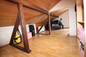 Dachgeschoss Raum - 