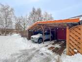 Carport ist auch direkt vom Garten aus zugänglich - 