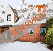 TT bietet an: Familienfreundliches Reihenmittelhaus in ruhiger Lage mit Gartenidylle in Wilhelmshaven-Voslapp!