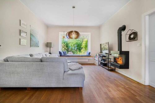 Wohnzimmer - Mehrfamilienhaus, Wohnhaus mit 131,00 m&sup2; in Oldenburg zum Kaufen
