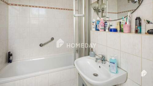 1. OG Badezimmer 1 - 