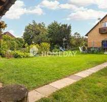 Charmante Doppelhaushälfte mit 4 Zimmern, Garage und Garten in Sülfeld