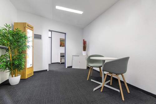 Property Image 6 - 
