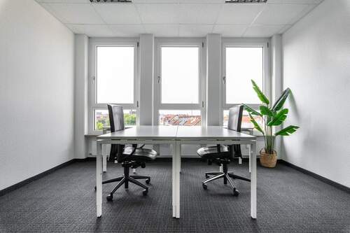 Property Image 8 - 