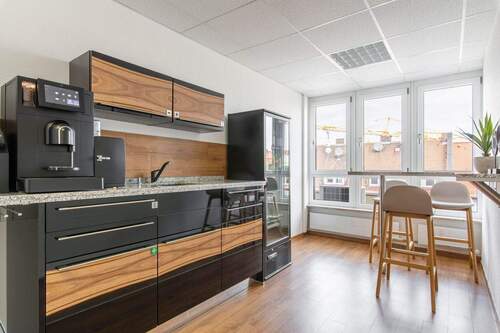 Property Image 9 - 