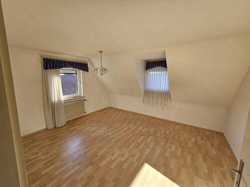Schlafzimmer 1 - 