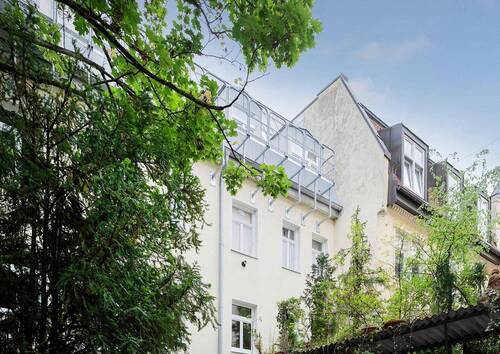 Ansicht vom Innenhof - 5 Zimmer Etagenwohnung in München