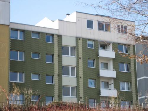 68 Frontansicht - Schöne Wohnung im Bockfeld mit Balkon und Fernsicht