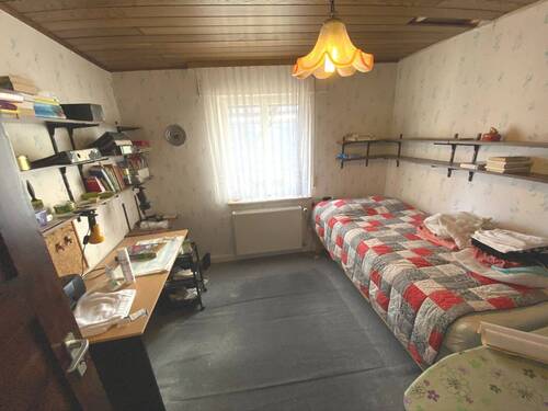Schlafzimmer 4 - 