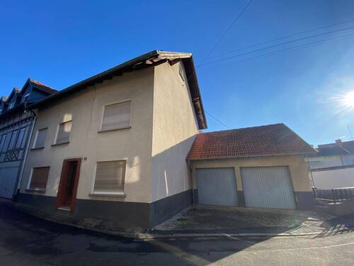 Frontansicht - 9 Zimmer Einfamilienhaus in Bad Sobernheim
