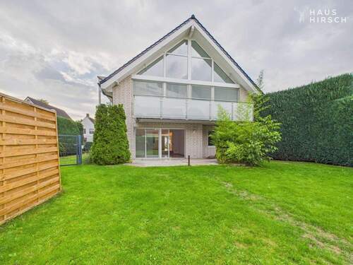 Hinten Ansicht - Ihr neues Traumhaus in bester Lage