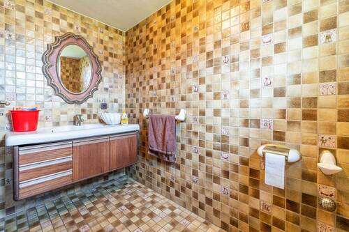 EFH Aiterhofen Gäste-WC II - Einfamilienhaus mit 343,20 m&sup2; in Aiterhofen zum Kaufen