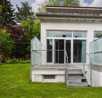 Stilvolles Reihenendhaus mit offener Galerie und sonnigem Garten - Grafrath