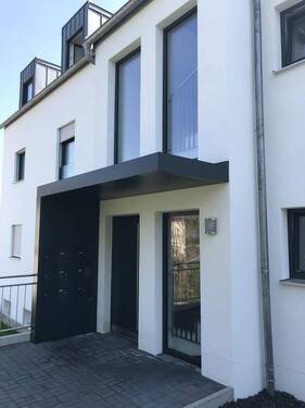 Eingang - 2 Zimmer Etagenwohnung zur Miete in Au in der Hallertau