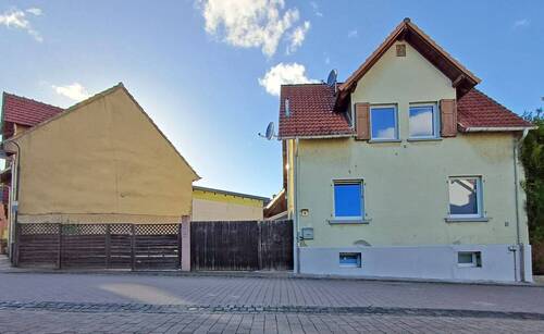 Vorderansicht - 5 Zimmer Einfamilienhaus zum Kaufen in Dintesheim