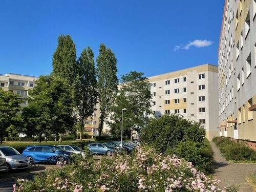 Ansicht von West - 1 Zimmer Mehrfamilienhaus, Wohnhaus zum Kaufen in Bautzen