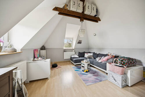 Nebengebäude Zimmer im Obergeschoss - 