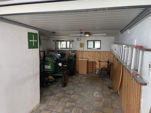 Garage - 