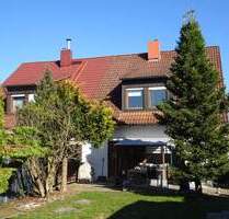 Doppelhaushälfte mit Garage in ruhiger Lage von Heroldsbach-Thurn