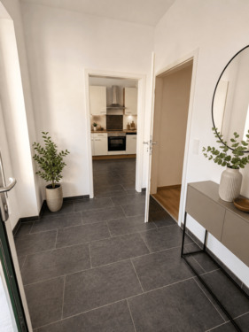Heller Eingangsbereich.png - 3 Zimmer Etagenwohnung zur Miete in Kordel