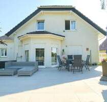 Großzügiges Einfamilienhaus mit weitläufigem Grundstück in Teltow - nahe Berlin und Potsdam