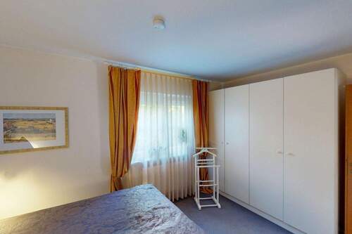 Schlafzimmer EG - 