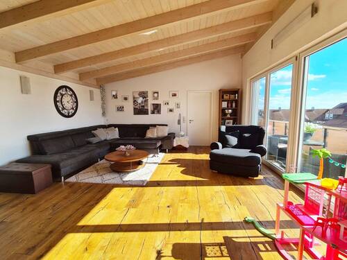 Wohnzimmer mit Zugang Terrasse - 