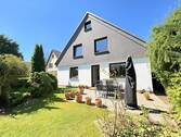 Terrasse-Rückansicht - 7 Zimmer Einfamilienhaus zum Kaufen in Hamburg
