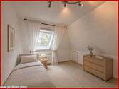 Kinderzimmer 3 im Dachgeschoss (KI generiertes Einrichtungsbeispiel) - 