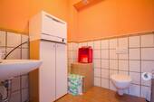 Badezimmer EG - Büro in Penzlin zum Kaufen