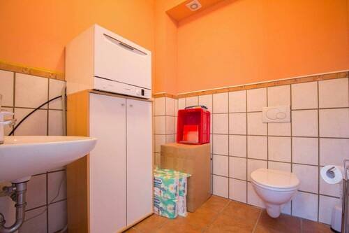 Badezimmer EG - Büro in Penzlin zum Kaufen