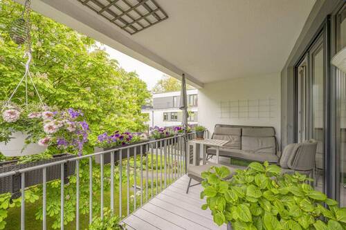 Balkon - 4 Zimmer Etagenwohnung in Hamburg