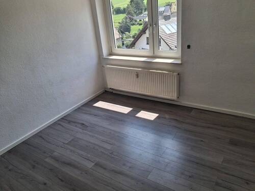 Bild 3 - 3 Zimmer Etagenwohnung in Drebach OT Venusberg