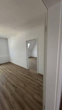 Bild 2 - 4 Zimmer Etagenwohnung zur Miete in Bochum