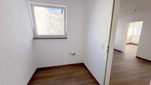 Küche - Etagenwohnung mit 60,00 m&sup2; in Straubing zur Miete