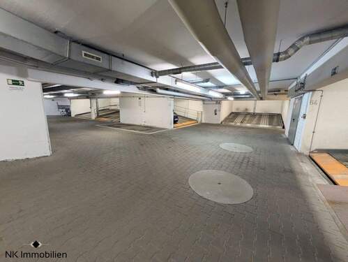 Tiefgarage - 
