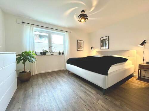 Zeitgemäßes Design auch im Schlafzimmer - 