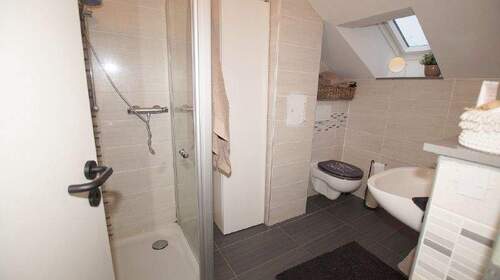 Bad - Etagenwohnung mit 47,90 m&sup2; in Straubing zur Miete