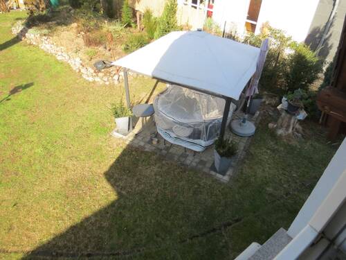 Weiterer Gartenblick - 