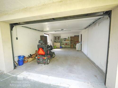 Garage - 