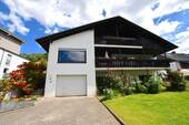 Bild 2 - 7 Zimmer Einfamilienhaus zum Kaufen in Bad König