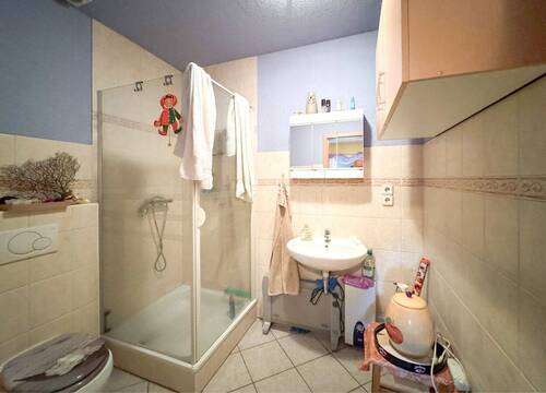 ...und Duschbad - 